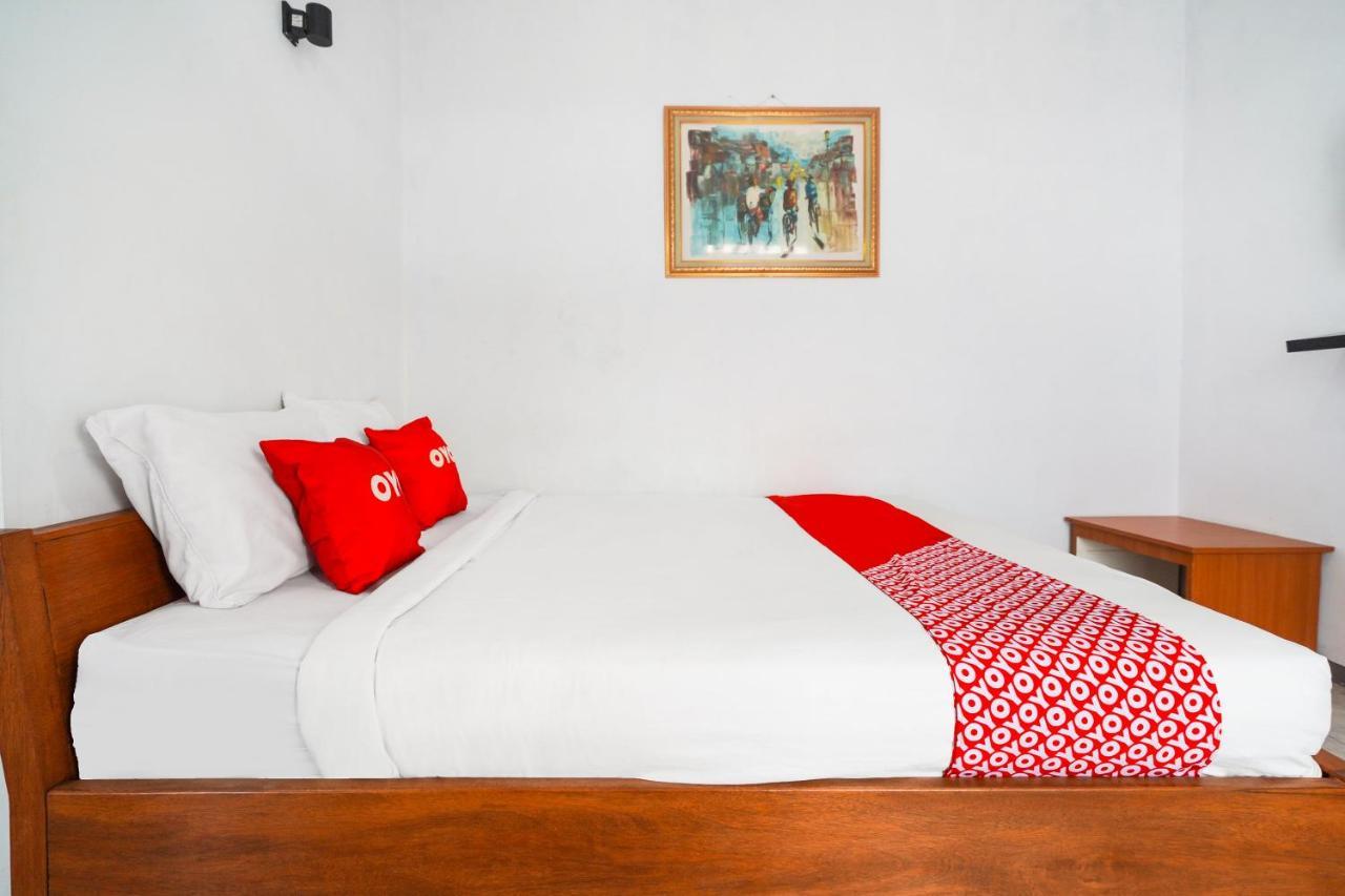 Oyo 91561 Gandhi Hotel บันดุง ภายนอก รูปภาพ