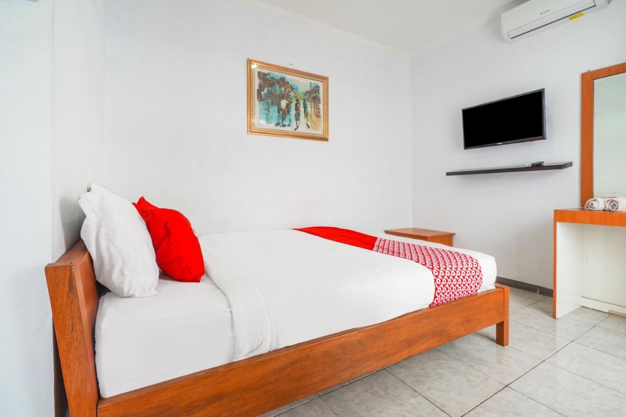 Oyo 91561 Gandhi Hotel บันดุง ภายนอก รูปภาพ